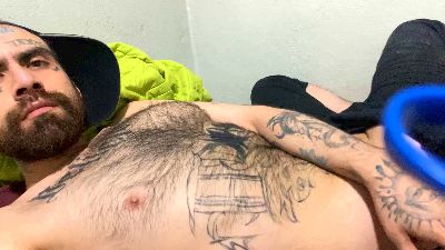 Delideli33 live cam on Cam4
