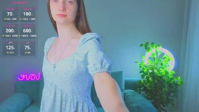 DelilahCrowe live cam on Cam4