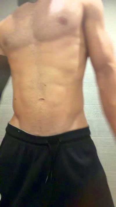 Delincuente2323 live cam on Cam4