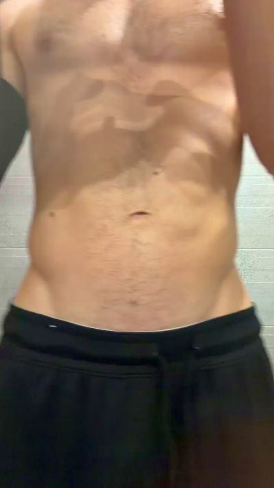 Delincuente2323 live cam on Cam4
