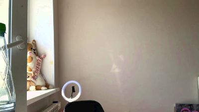 DelisaGuizar live cam on Cam4