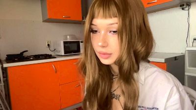 DelisaLerper live cam on Cam4