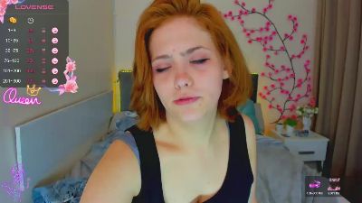 DellaRows live cam on Cam4