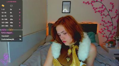 DellaRows live cam on Cam4