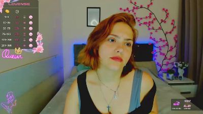 DellaRows live cam on Cam4