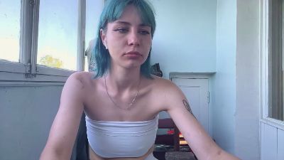 DelmaCarbonara live cam on Cam4