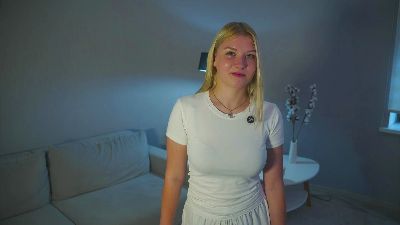 DeloraPriestley Live Cam su Cam4