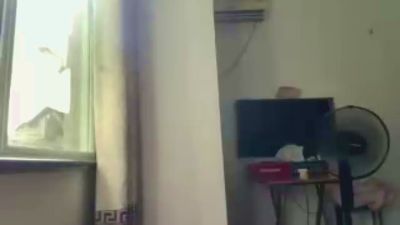 DelorseMunster live cam on Cam4