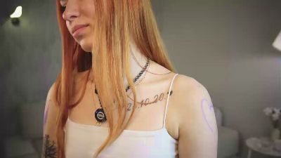 DelphaClayborne live cam on Cam4