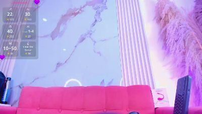 Deluxe_Val live cam on Cam4