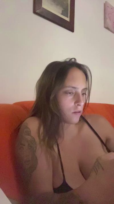 Demoniacanaria live cam on Cam4
