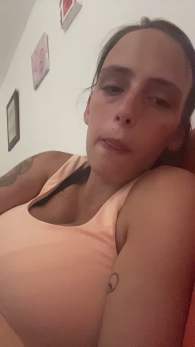 Demoniacanaria live cam on Cam4