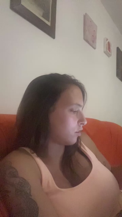 Demoniacanaria live cam on Cam4