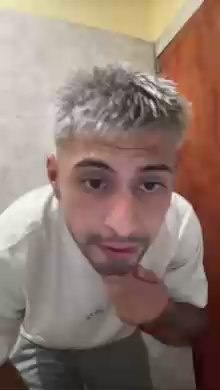 Demoniijoaquin4 live cam on Cam4