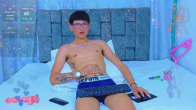 Demonsalvatore live cam on Cam4