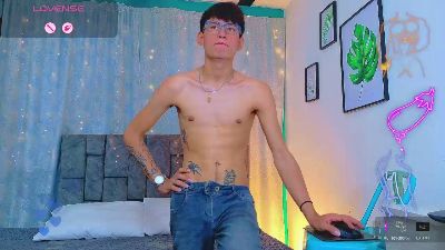 Demonsalvatore live cam on Cam4