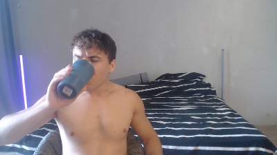 Den4ikjhft live cam on Cam4