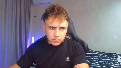 Den4ikjhft live cam on Cam4