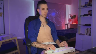 Den_DreaddX live cam on Cam4