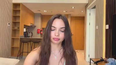DenaKapiloff live cam on Cam4