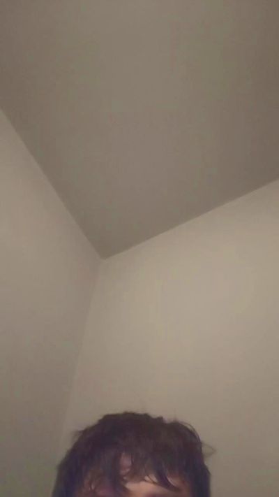 Dendo01908 live cam on Cam4