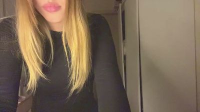 DeneenChampey live cam on Cam4