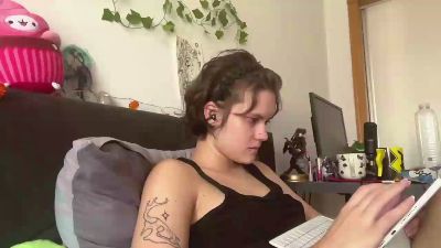 DeniseMedders live cam on Cam4