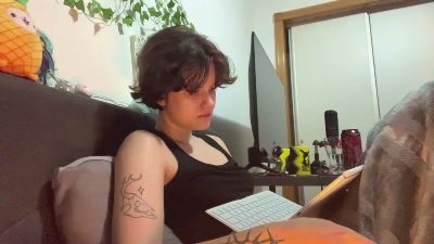 DeniseMedders live cam on Cam4