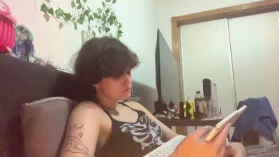 DeniseMedders live cam on Cam4