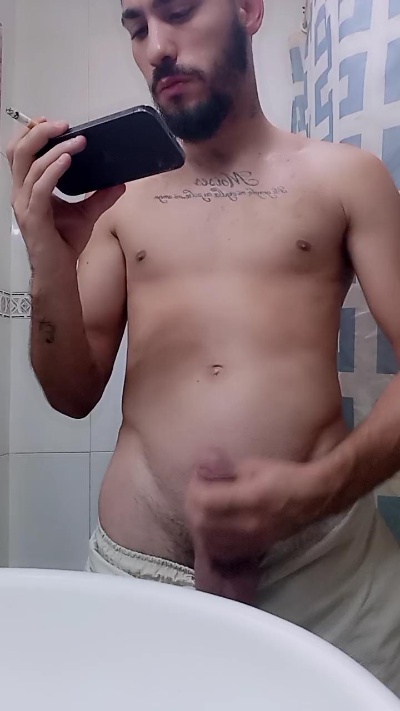 Denuevosaqui live cam on Cam4