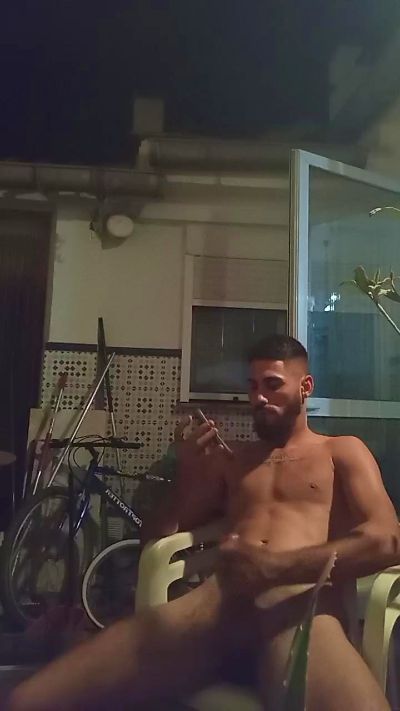 Denuevosaqui live cam on Cam4