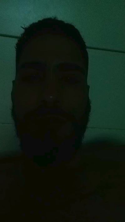 Denuevosaqui live cam on Cam4