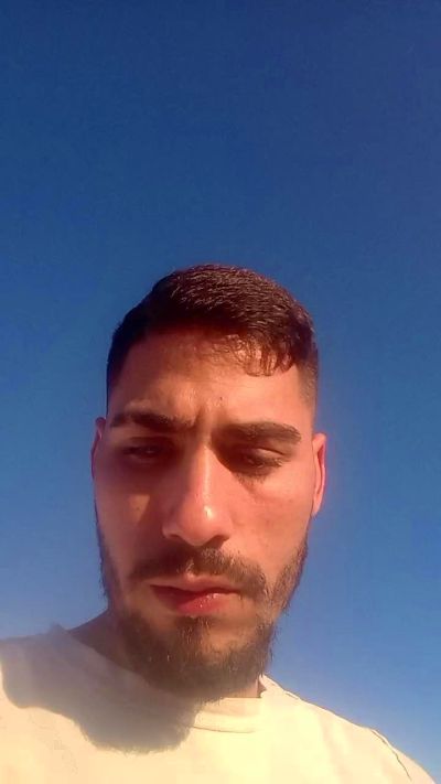 Denuevosaqui live cam on Cam4