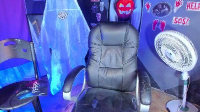 Dereckk_Boy88 live cam on Cam4