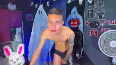 Dereckk_Boy88 live cam on Cam4