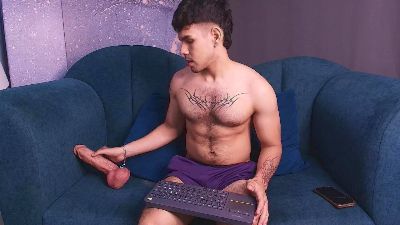 Derek_Voss live cam on Cam4