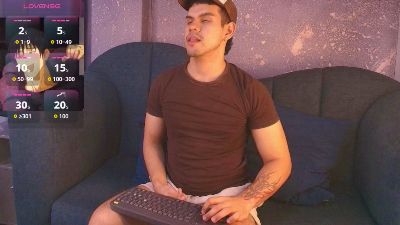 Derek_Voss live cam on Cam4