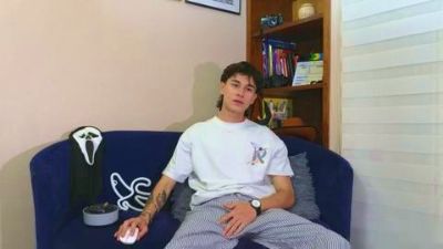Derekswan live cam on Cam4