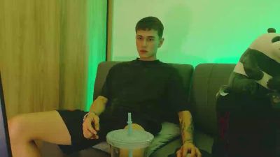 Derekswan live cam on Cam4