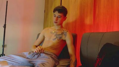 Derekswan live cam on Cam4