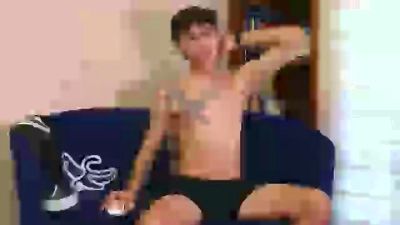 Derekswan live cam on Cam4