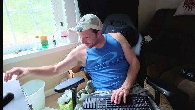 Derekzman live cam on Cam4