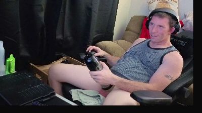 Derekzman live cam on Cam4