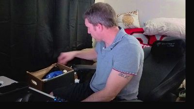 Derekzman live cam on Cam4