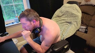 Derekzman live cam on Cam4