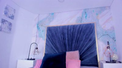 Derieri_Blush live cam on Cam4