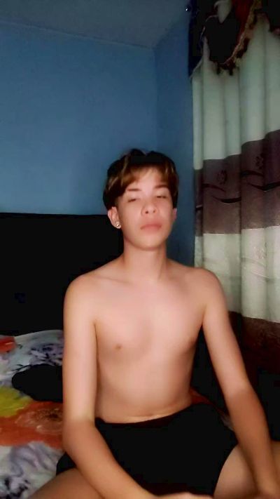 Dervis22 live cam on Cam4