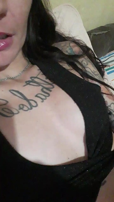 Desejosombrio live cam on Cam4