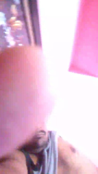 DesiHunk245 live cam on Cam4