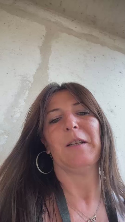 Desiree1951 live cam on Cam4